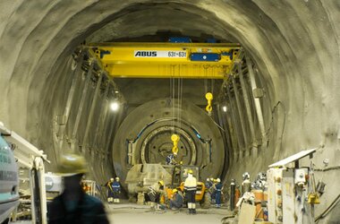 ABUS double girder overhead travelling crane ZLK with double rail trolley type Z with twin hoisting gear 