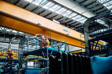 Control of the double-girder travelling crane by ABURemote joystick