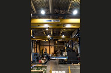 Travelling cranes and wall jib cranes for medium duty applications