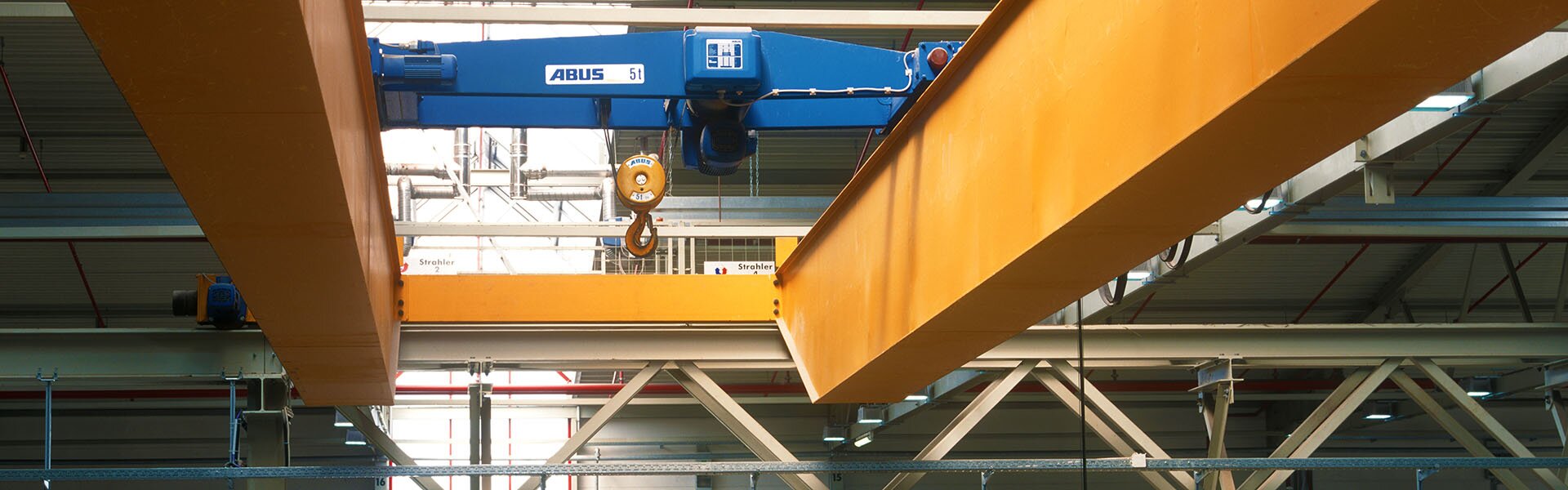 ABUS double rail trolley type DQA on ABUS overhead travelling crane in the company Bienhaus in Schlüchtern